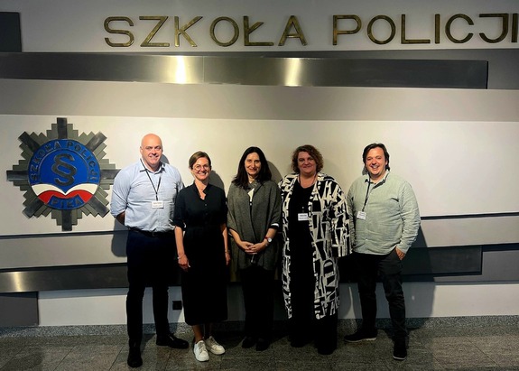 zdjęcie wspólne prelegentów